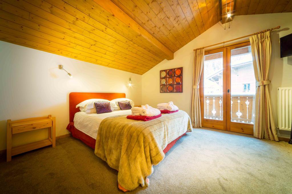 Hotel Et Chalet Au Coin Du Feu Chilly Powder Morzine Exterior foto